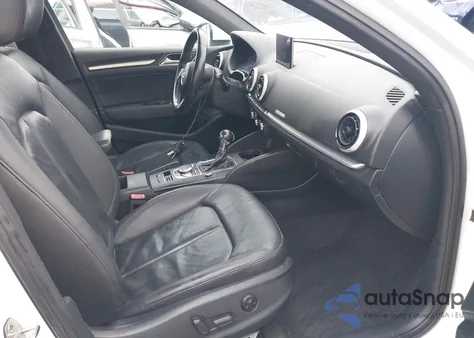 2017 Audi A3 2.0T Premium z USA, uszkodzony, nr VIN WAUGUGFFXH1043142